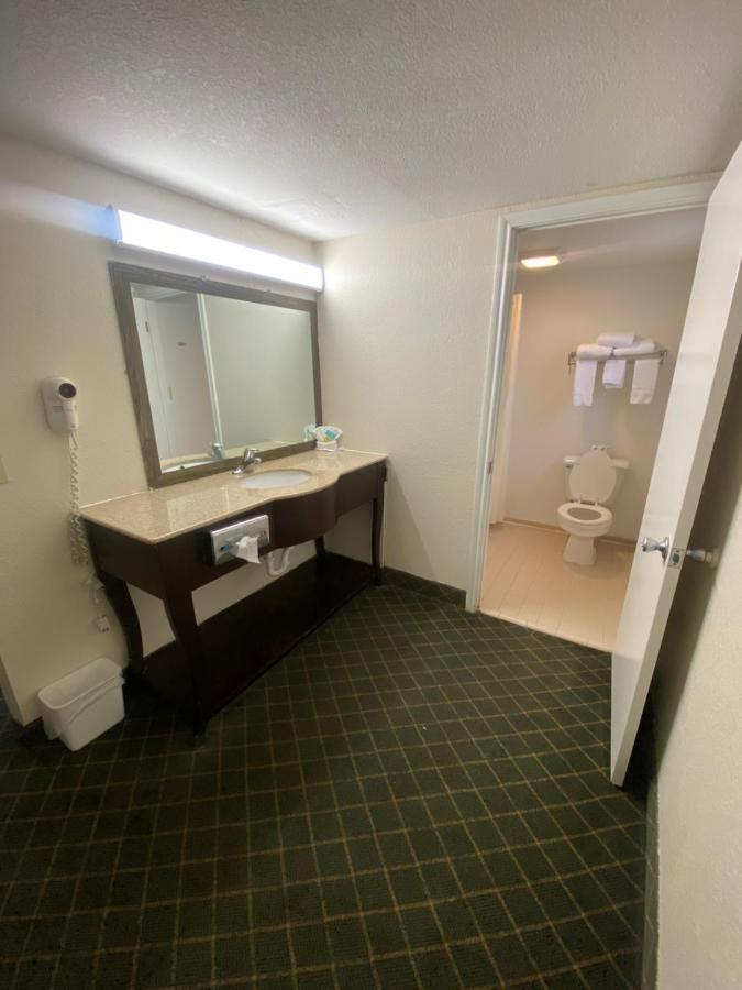 Welcome Inn Eagle Pass Esterno foto